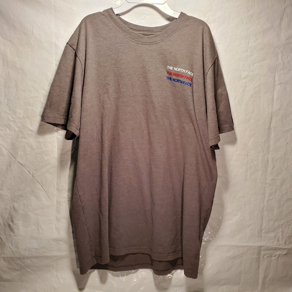 The North Face Stacked Logo Tshirt sz. L